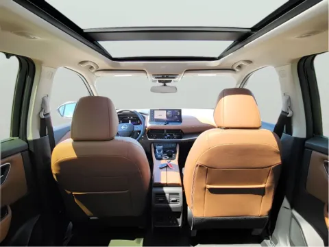 Another view of 2026 Nissan Rogue Platinum for sale in Terre Haute, IN at Dorsett Nissan