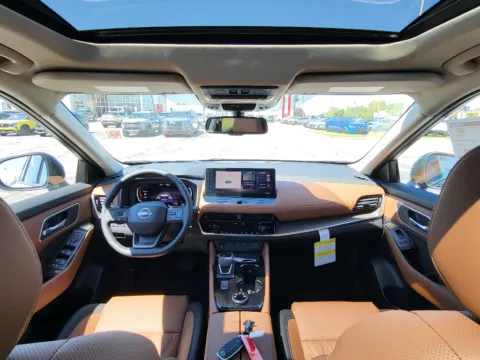 Photos of 2026 Nissan Rogue Platinum for sale in Terre Haute, IN at Dorsett Nissan