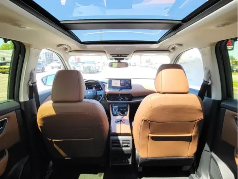 Another view of 2026 Nissan Rogue Platinum for sale in Terre Haute, IN at Dorsett Nissan