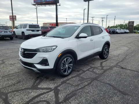 White 2021 Buick Encore GX Select for sale in Terre Haute, IN