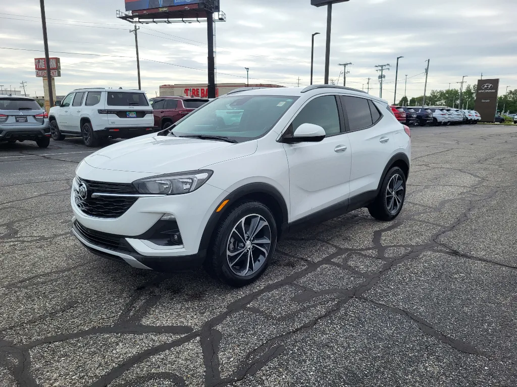2021 Buick Encore GX Select's photo