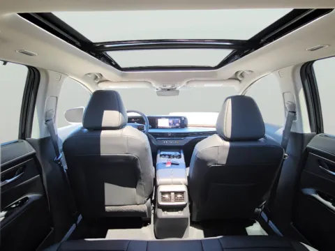Another view of 2026 Nissan Murano Platinum for sale in Terre Haute, IN at Dorsett Nissan