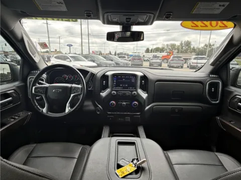 More photos of 2022 Chevrolet Silverado 1500 LT Trail Boss at Dorsett Nissan, IN