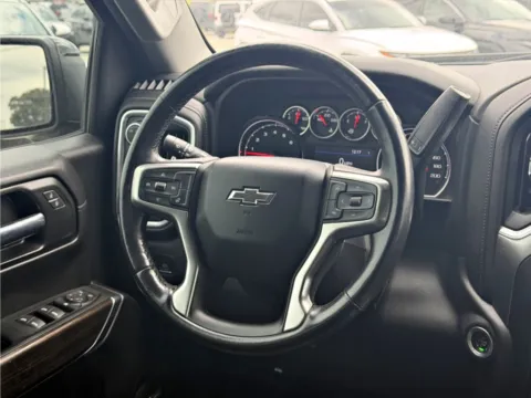 More photos of 2022 Chevrolet Silverado 1500 LT Trail Boss at Dorsett Nissan, IN