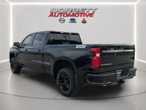 More photos of 2022 Chevrolet Silverado 1500 LT Trail Boss at Dorsett Nissan, IN