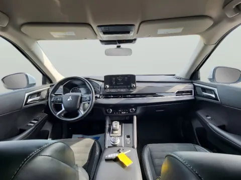 Photos of 2024 Mitsubishi Outlander SE for sale in Terre Haute, IN at Dorsett Nissan