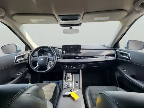Photos of 2024 Mitsubishi Outlander SE for sale in Terre Haute, IN at Dorsett Nissan