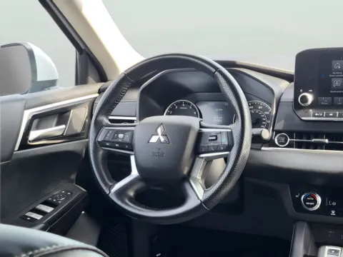 Another view of 2024 Mitsubishi Outlander SE for sale in Terre Haute, IN at Dorsett Nissan