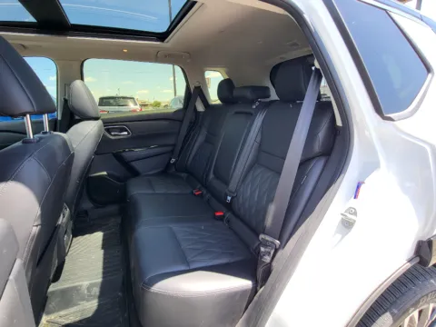 More photos of 2024 Nissan Rogue Platinum at Dorsett Nissan, IN