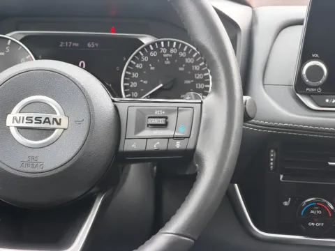 More photos of 2021 Nissan Rogue SV at Dorsett Nissan, IN