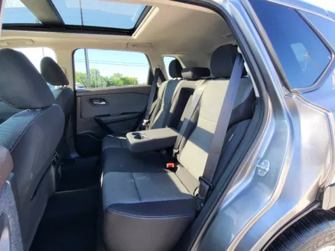 More photos of 2021 Nissan Rogue SV at Dorsett Nissan, IN