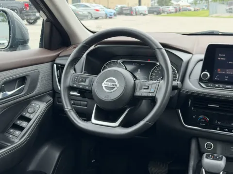 More photos of 2021 Nissan Rogue SV at Dorsett Nissan, IN