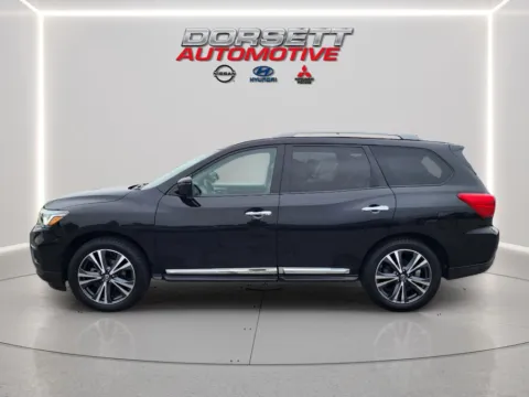 Photos of 2020 Nissan Pathfinder Platinum for sale in Terre Haute, IN at Dorsett Nissan