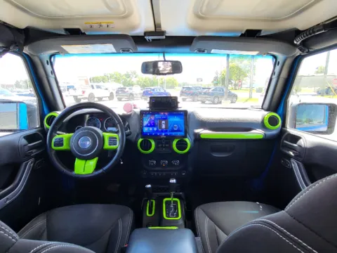 Photos of 2015 Jeep Wrangler Rubicon for sale in Terre Haute, IN at Dorsett Nissan