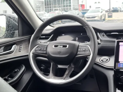 Another view of 2023 Jeep Grand Cherokee Limited for sale in Terre Haute, IN at Dorsett Nissan