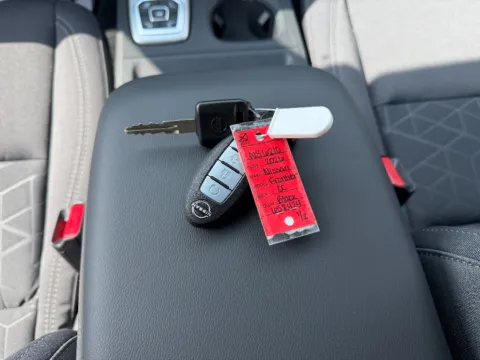 Photos of 2026 Nissan Frontier SV for sale in Terre Haute, IN at Dorsett Nissan