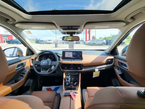 Photos of 2026 Nissan Rogue Platinum for sale in Terre Haute, IN at Dorsett Nissan