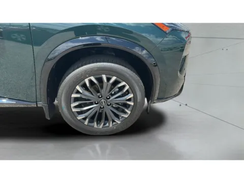 Photos of 2026 Nissan Rogue Platinum for sale in Terre Haute, IN at Dorsett Nissan