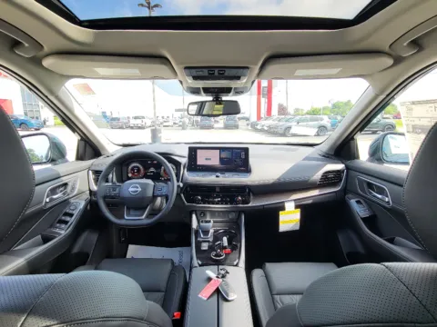 Another view of 2026 Nissan Rogue Platinum for sale in Terre Haute, IN at Dorsett Nissan