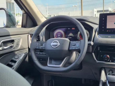 More photos of 2026 Nissan Rogue Platinum at Dorsett Nissan, IN