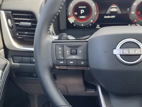 More photos of 2026 Nissan Rogue Platinum at Dorsett Nissan, IN