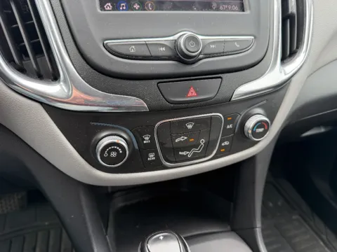 More photos of 2020 Chevrolet Equinox LS at Dorsett Nissan, IN