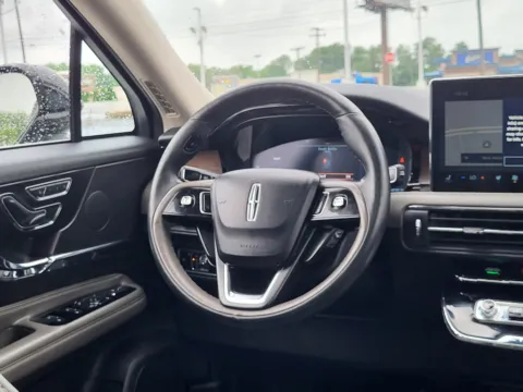 Another view of 2023 Lincoln Corsair Reserve for sale in Terre Haute, IN at Dorsett Nissan