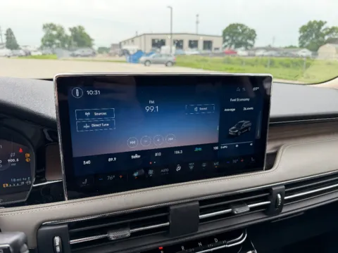 More photos of 2023 Lincoln Corsair Reserve at Dorsett Nissan, IN