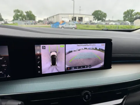 More photos of 2025 Nissan Murano SL at Dorsett Nissan, IN