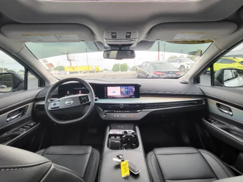 Photos of 2025 Nissan Murano SL for sale in Terre Haute, IN at Dorsett Nissan