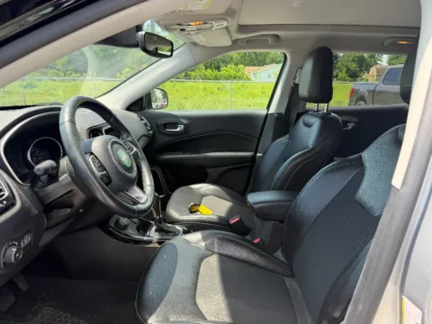 Photos of 2018 Jeep Compass Altitude for sale in Terre Haute, IN at Dorsett Nissan
