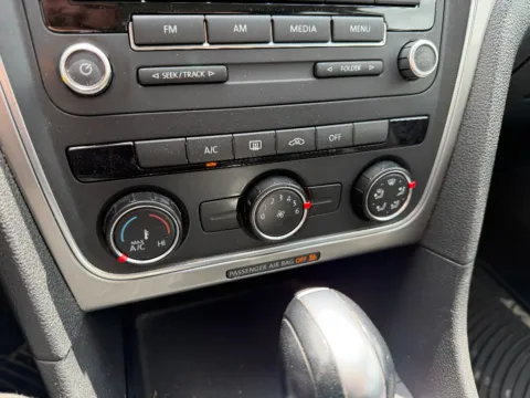 More photos of 2015 Volkswagen Passat 1.8T S at Dorsett Nissan, IN