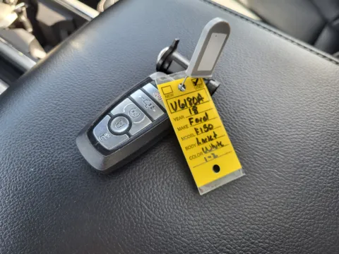 More photos of 2018 Ford F-150 LARIAT at Dorsett Nissan, IN
