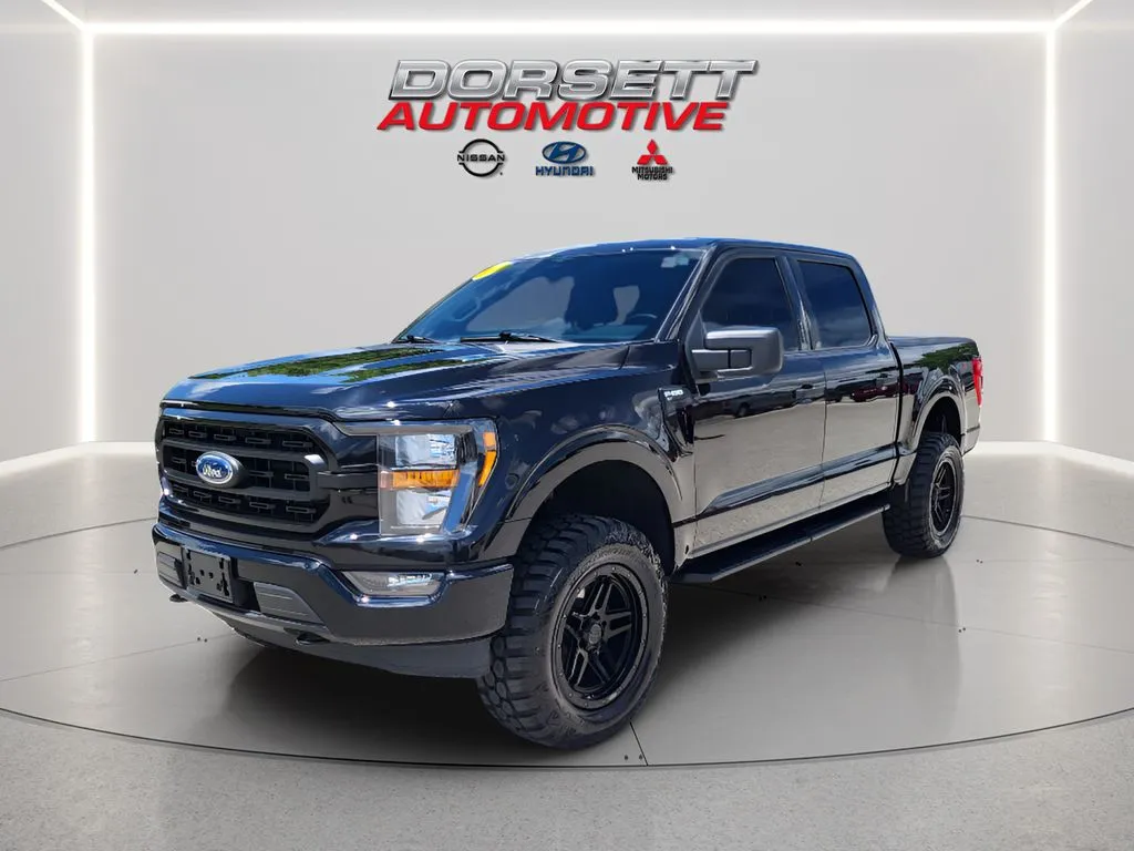 Black 2023 Ford F-150 XLT for sale in Terre Haute, IN