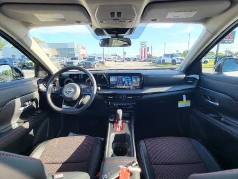 Photos of 2026 Nissan Kicks SR for sale in Terre Haute, IN at Dorsett Nissan