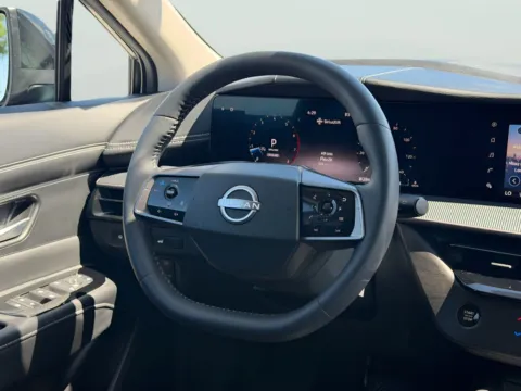More photos of 2025 Nissan Murano SV at Dorsett Nissan, IN