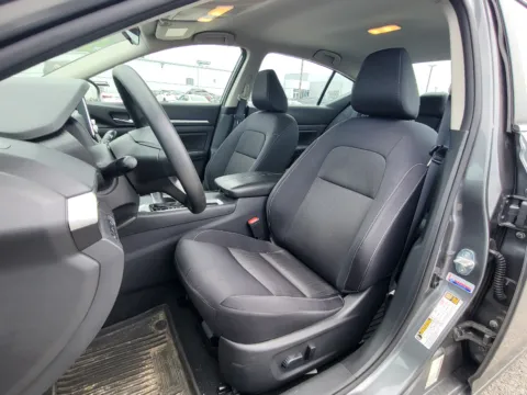 Another view of 2022 Nissan Altima 2.5 SV for sale in Terre Haute, IN at Dorsett Nissan