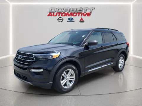Black 2022 Ford Explorer XLT for sale in Terre Haute, IN