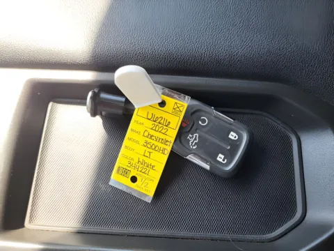 More photos of 2022 Chevrolet Silverado 3500 LT at Dorsett Nissan, IN