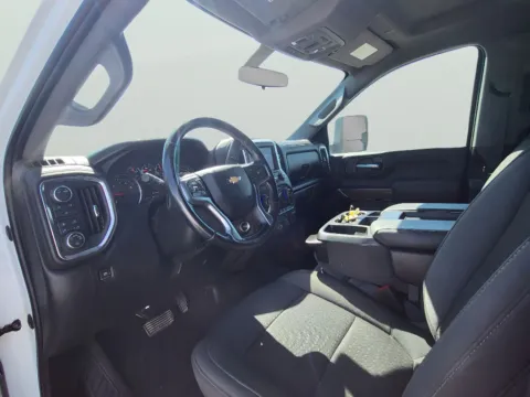 More photos of 2022 Chevrolet Silverado 3500 LT at Dorsett Nissan, IN