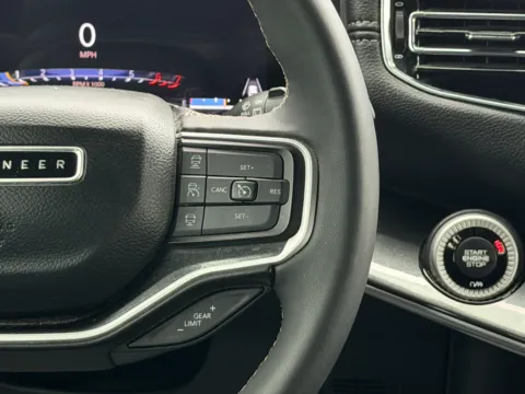 More photos of 2023 Jeep Wagoneer Series I at Dorsett Nissan, IN
