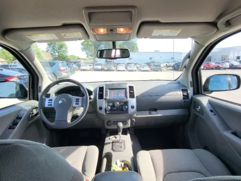 Photos of 2021 Nissan Frontier SV for sale in Terre Haute, IN at Dorsett Nissan