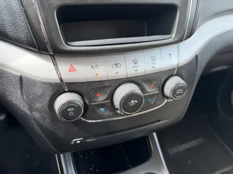 More photos of 2017 Dodge Journey SXT at Dorsett Nissan, IN