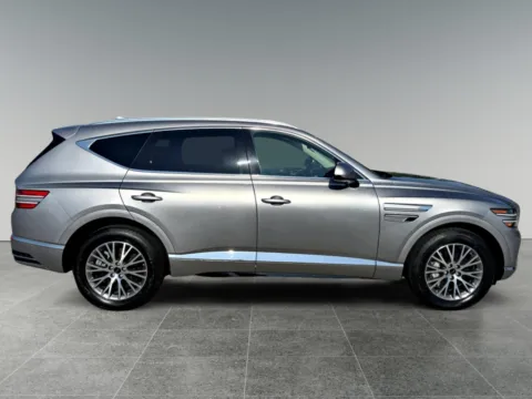 More photos of 2025 Genesis GV80 2.5T Standard at Dorsett Nissan, IN