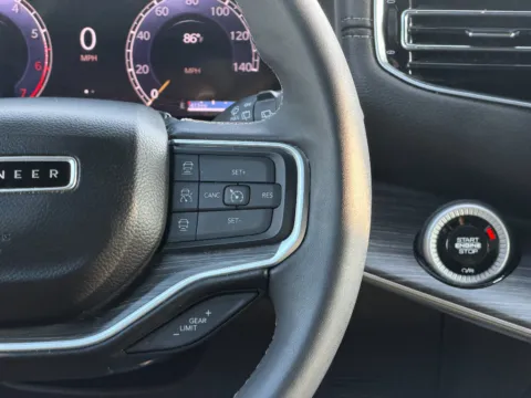 More photos of 2024 Jeep Wagoneer Series II at Dorsett Nissan, IN