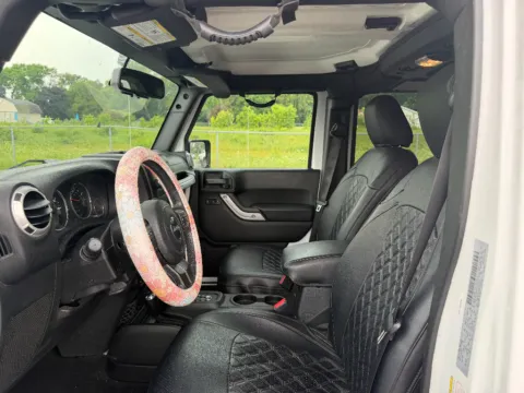 Photos of 2018 Jeep Wrangler Sahara for sale in Terre Haute, IN at Dorsett Nissan