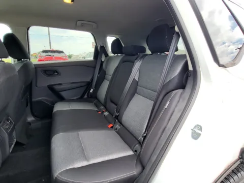 More photos of 2021 Nissan Rogue S at Dorsett Nissan, IN