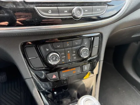 More photos of 2019 Buick Encore Essence at Dorsett Nissan, IN