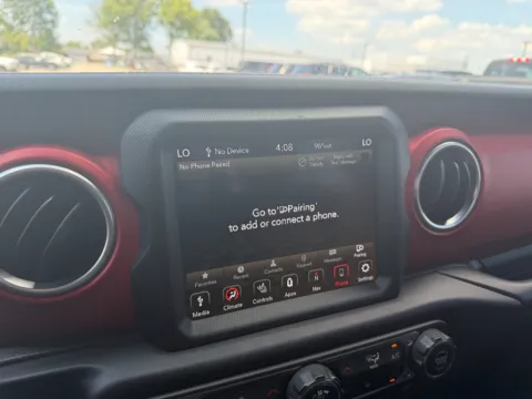 More photos of 2020 Jeep Gladiator Rubicon at Dorsett Nissan, IN
