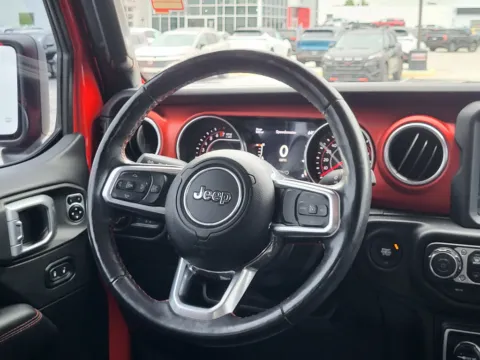 More photos of 2020 Jeep Gladiator Rubicon at Dorsett Nissan, IN